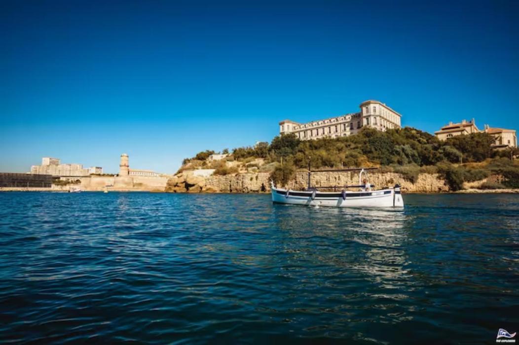 Superbe Appart, Central, Petit Balcon & Vue Place Marseille Luaran gambar