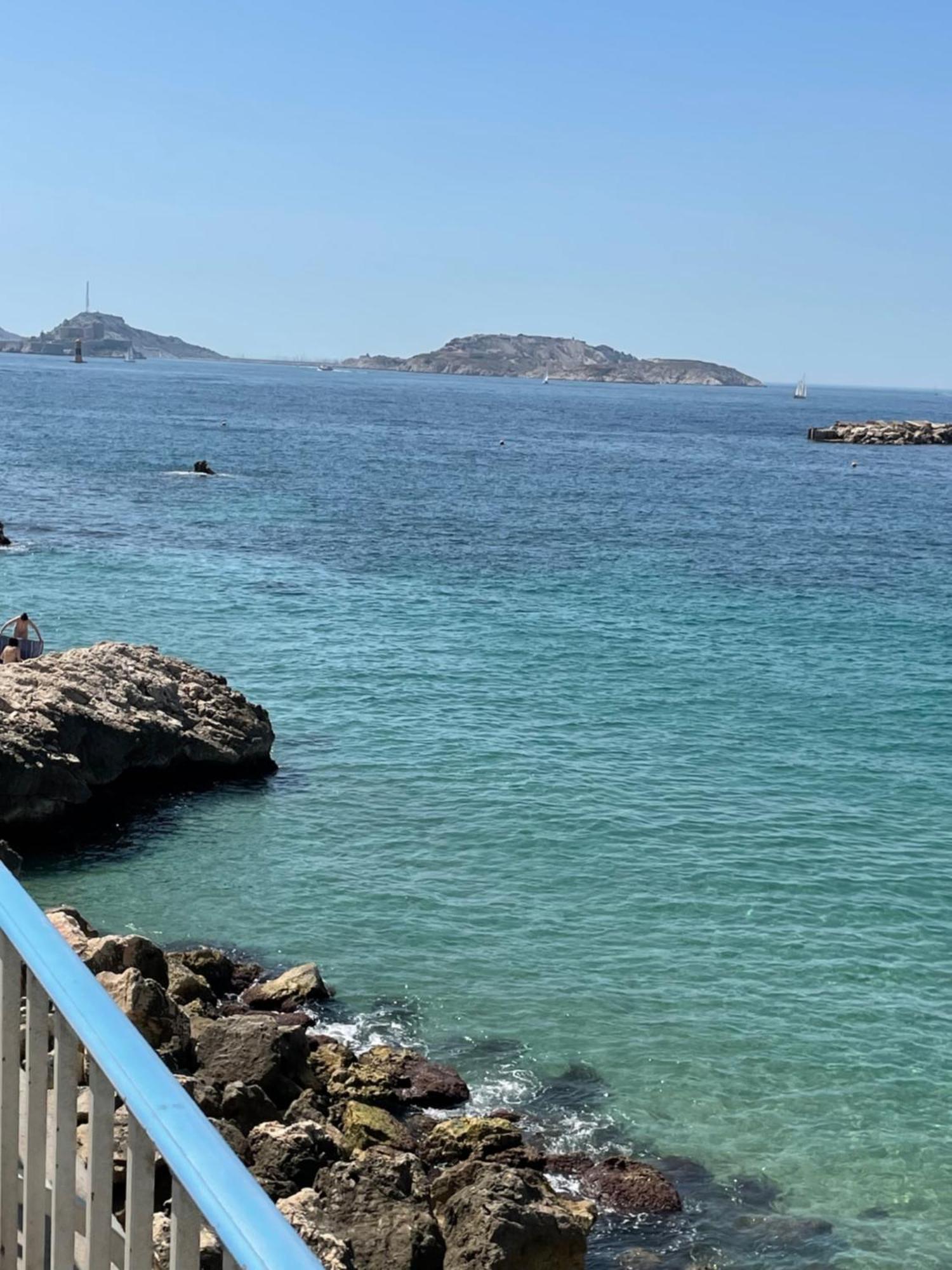 Superbe Appart, Central, Petit Balcon & Vue Place Marseille Luaran gambar