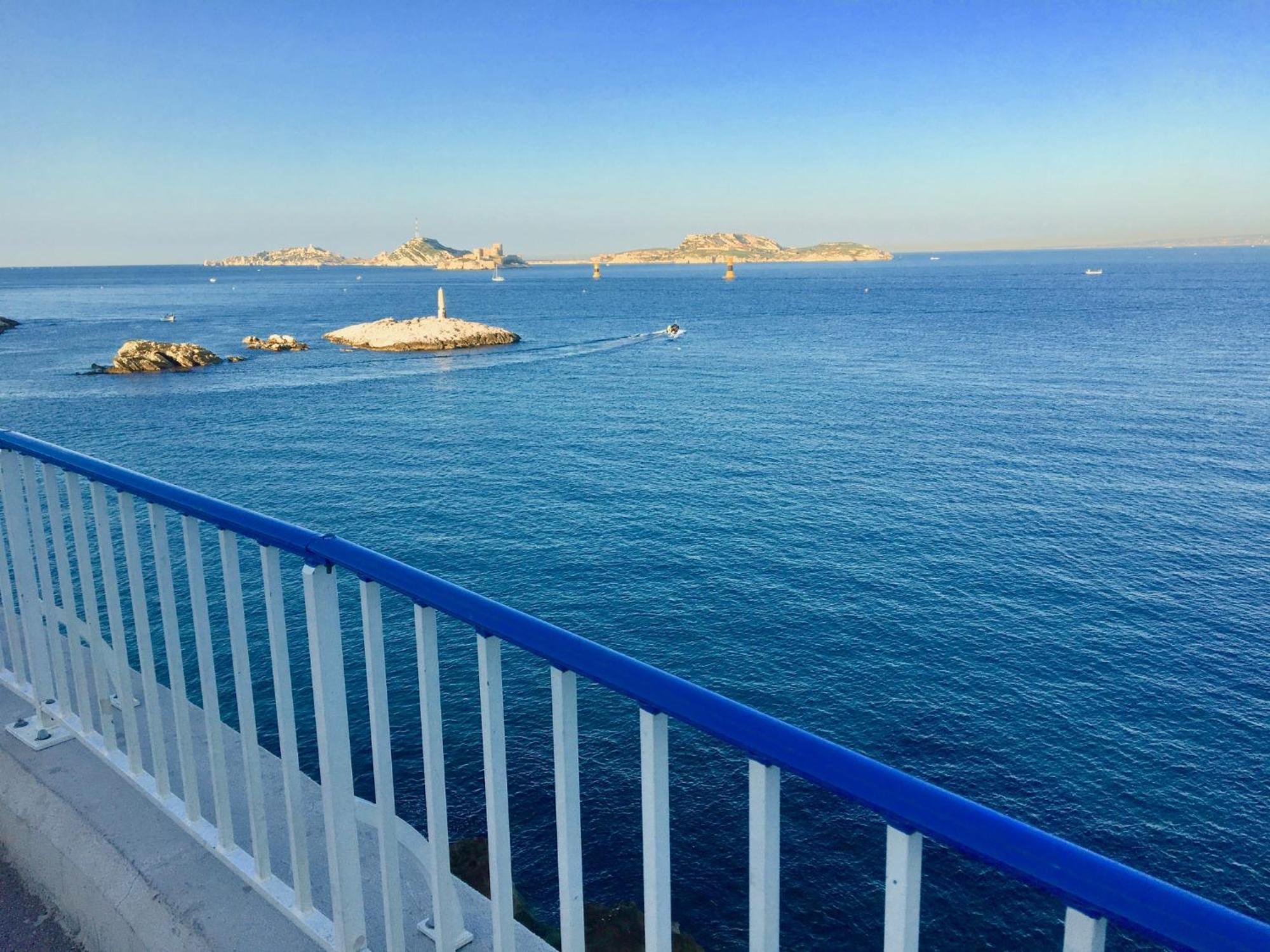 Superbe Appart, Central, Petit Balcon & Vue Place Marseille Luaran gambar